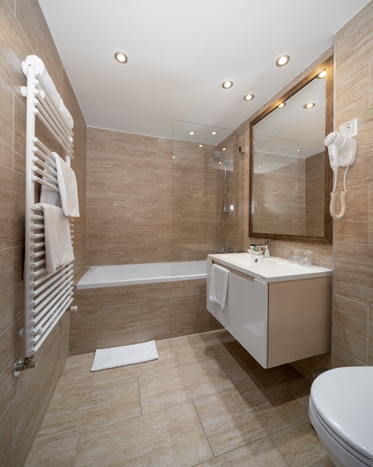 [SZOBA110]Duo Premium szoba