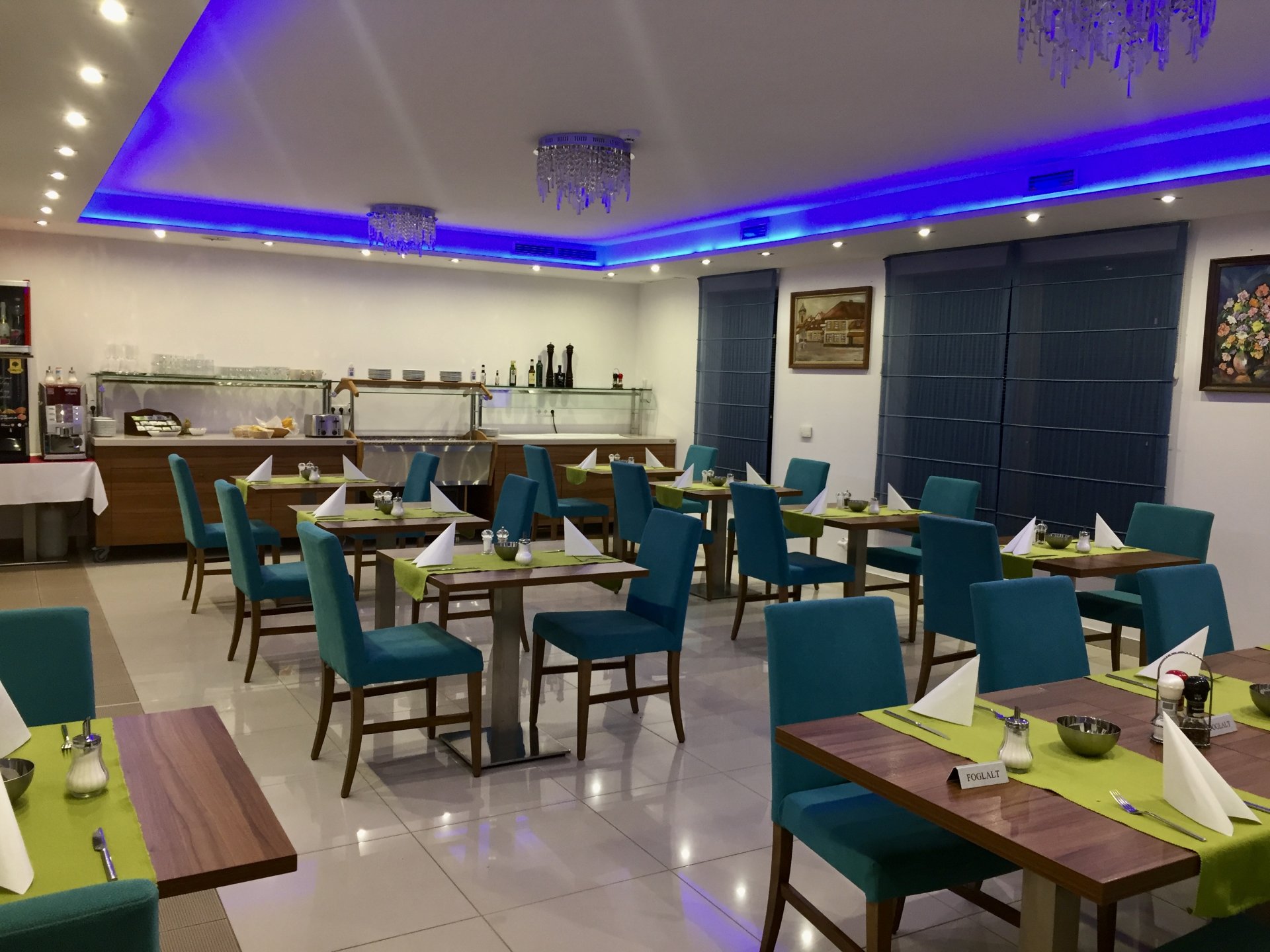 [SZOBA30]Közösségi terek