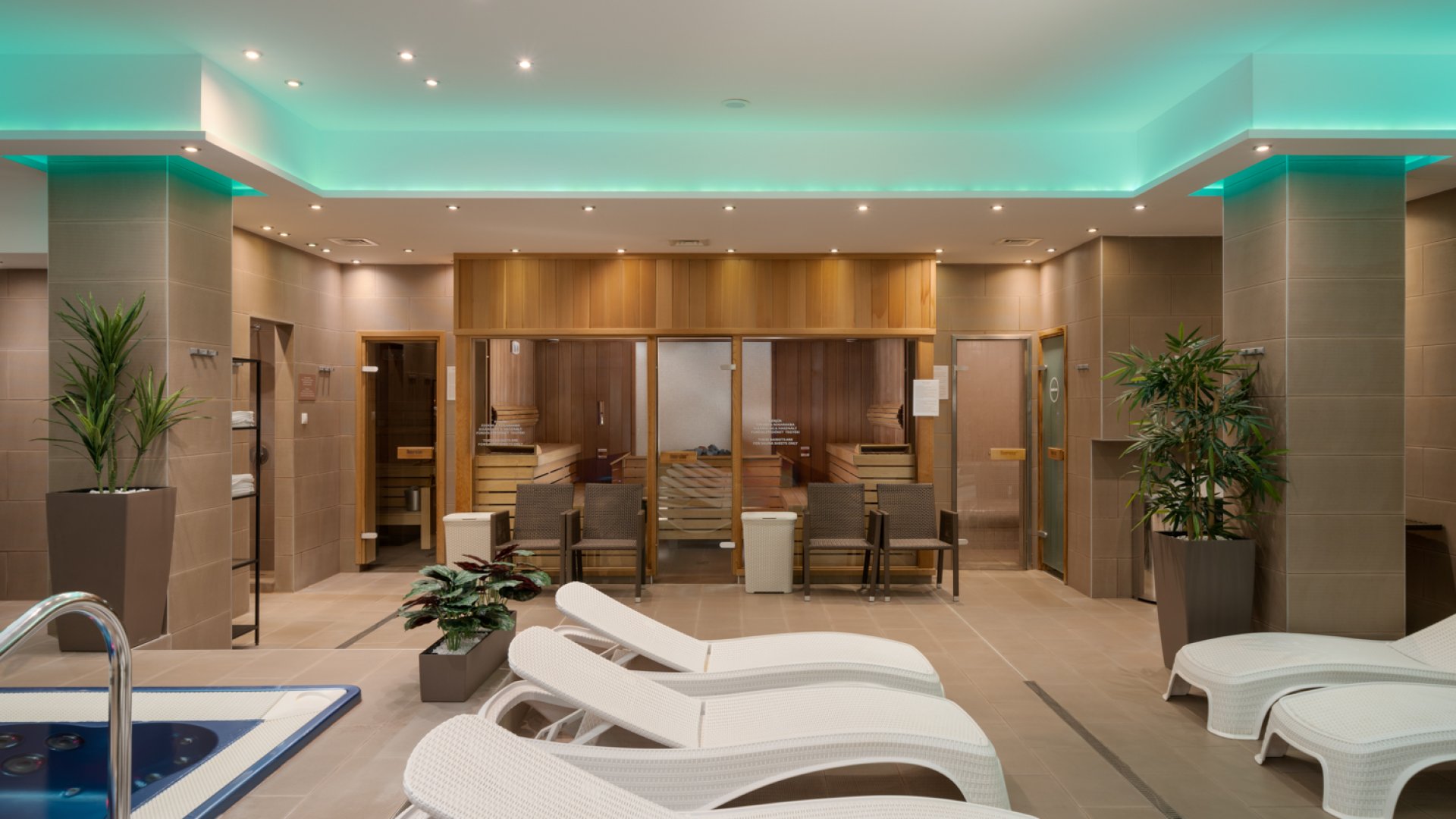 Bükkös Hotelünk szeretettel vár titeket egy wellness hétvégére pároknak, ami csak rólatok szól!  Idilli wellness hétvége pároknak, ahol a kényelem és a kikapcsolódás az első